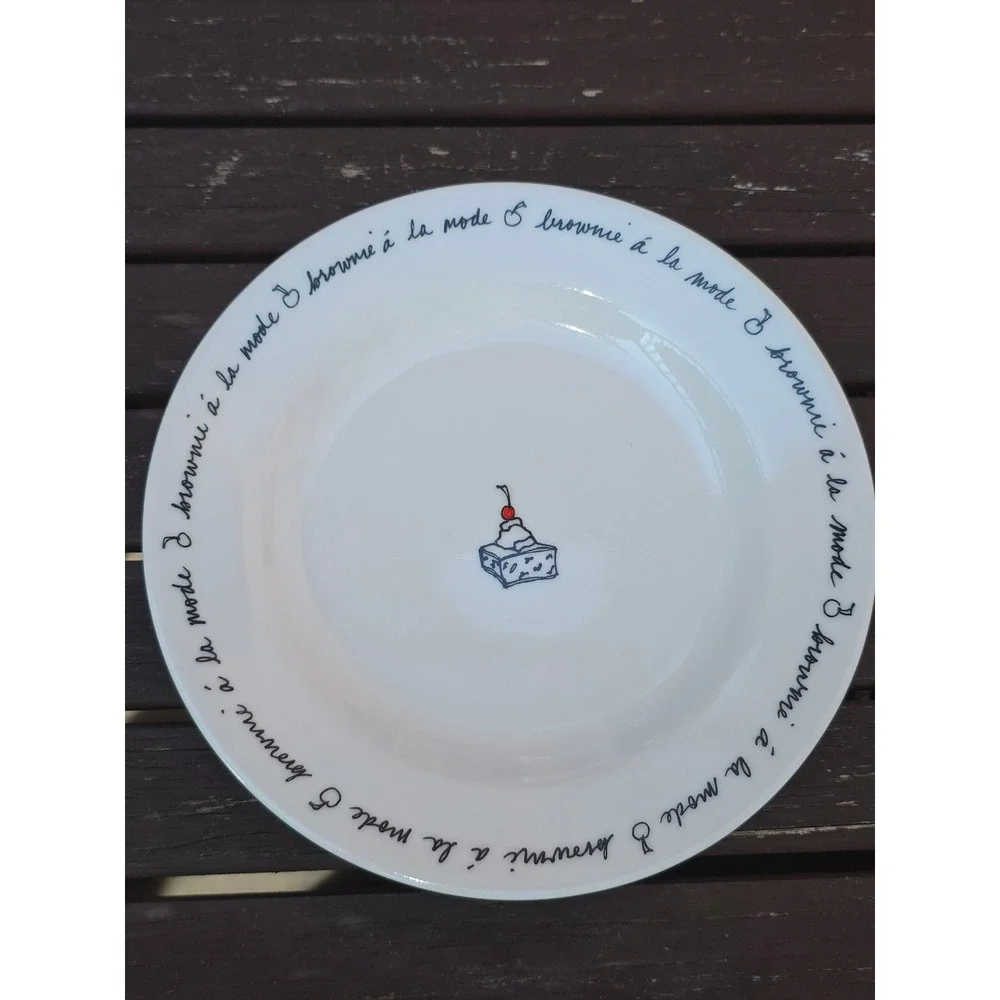 Set of 4 Pottery Barn Dessert Plates!‎